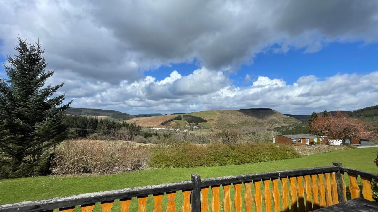 Bryn Bettws Alojamento de Turismo Selvagem Port Talbot